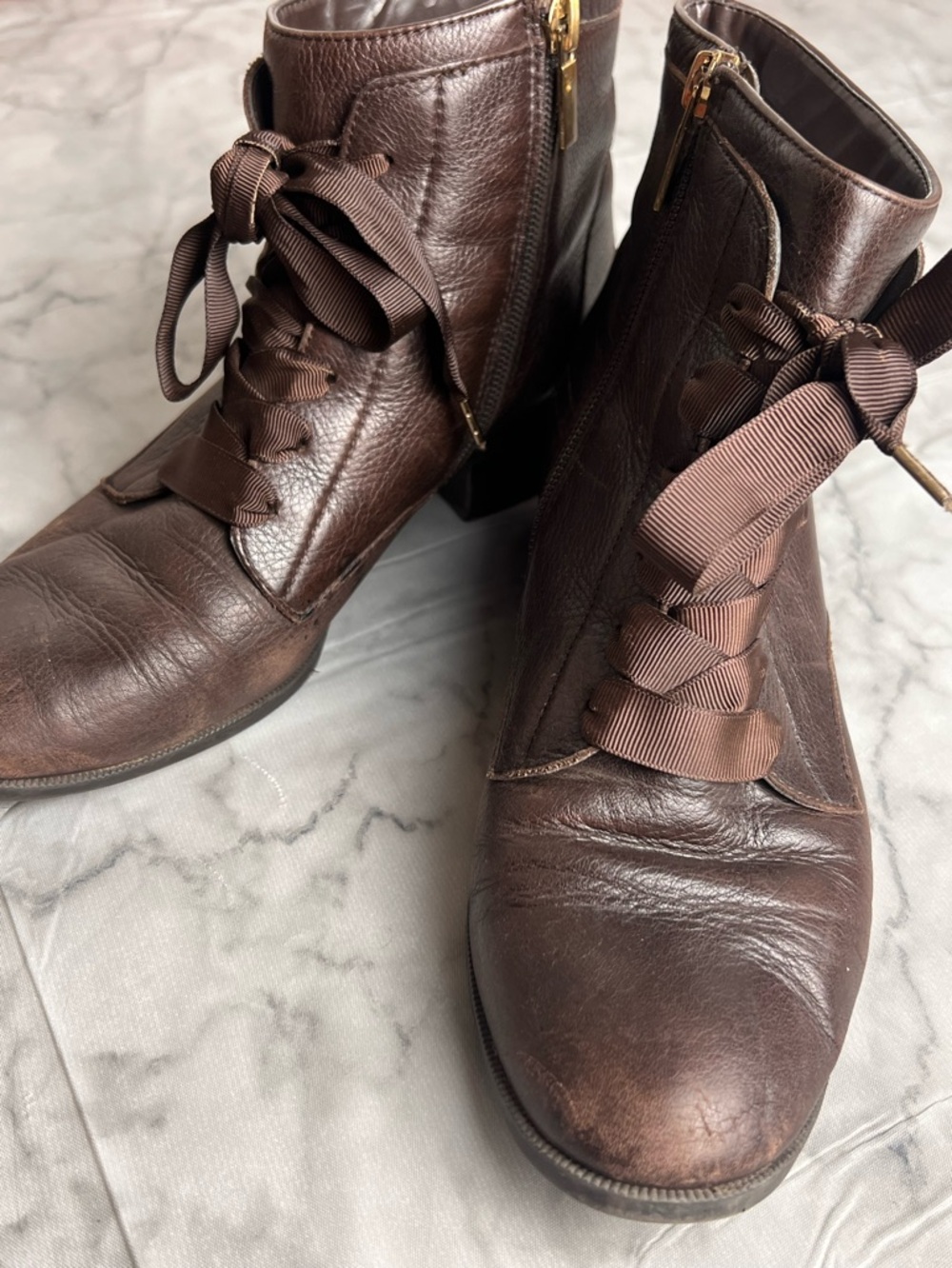 Thick Ribbon Lace Brown Leather Ankle Boots Block Heel Side Zip Women 7.5M